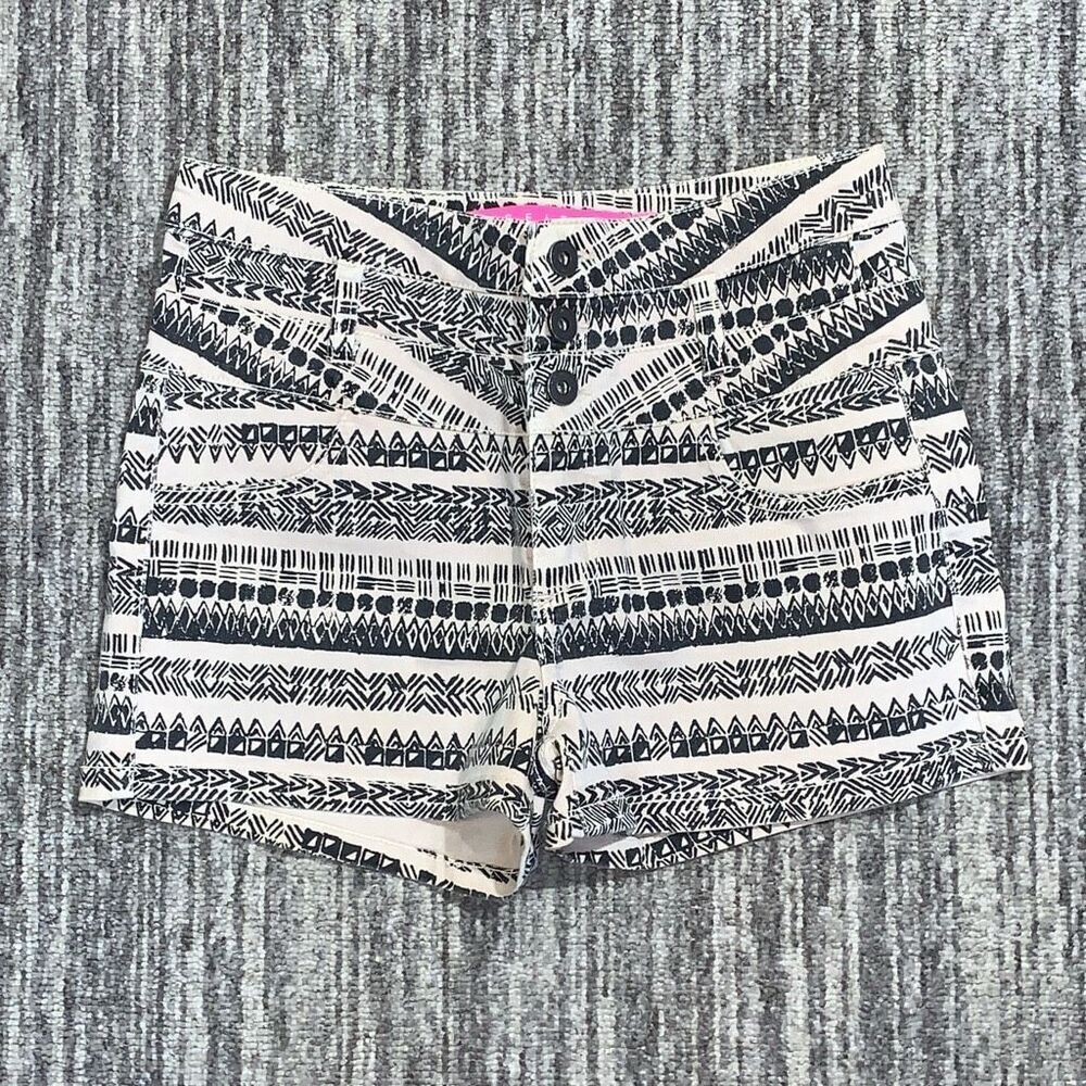 Tinseltown Denim Couture Women's Size 4 Black Tan High Waisted Button Fly Shorts